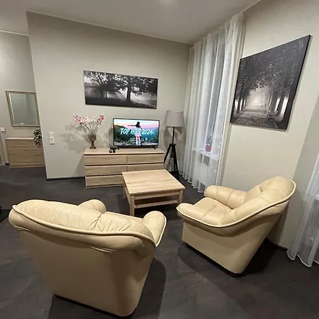 Omuligs Dzivoklitis Centra Lägenhet Riga